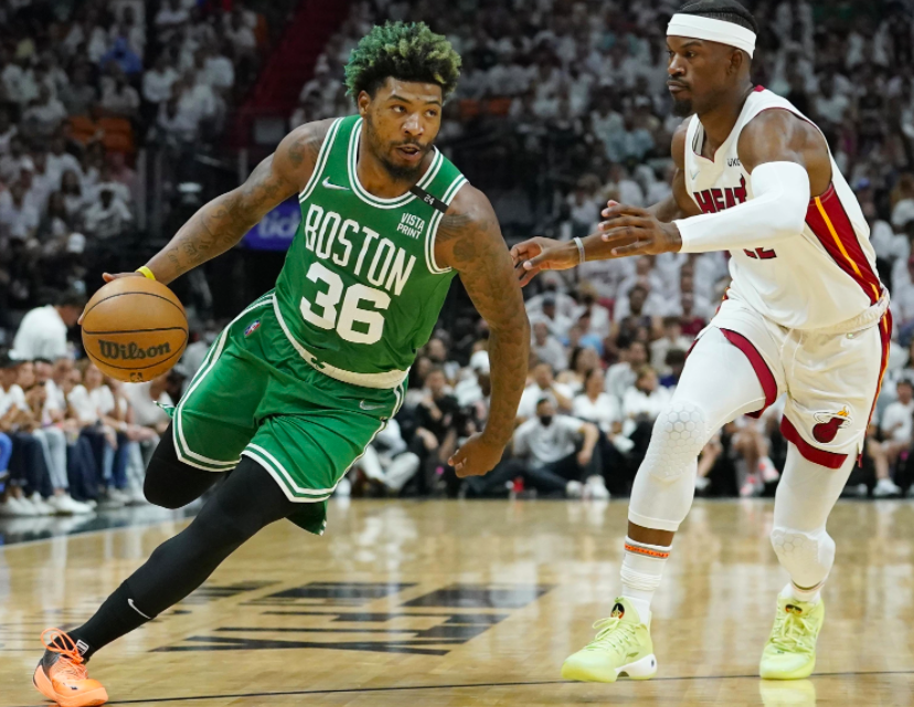 英雄联盟攻略-里程碑夜！纽约尼克斯豪取连胜；英超窗口期刷纪录；媒体盛赞；年轻球员得到机会(纽约尼克斯战绩)