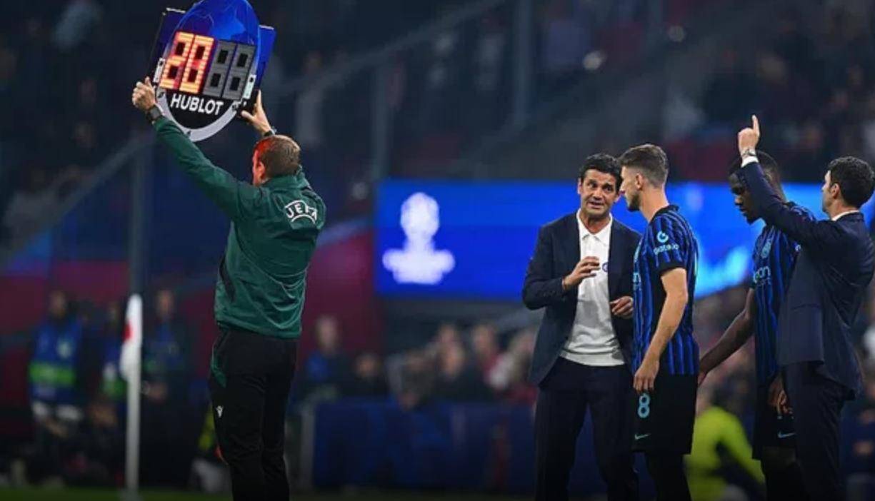 足总杯清晨再迎强敌，瓦伦西亚战术微调，主帅态度——更衣室稳定，赛程密集仍需轮换的简单介绍