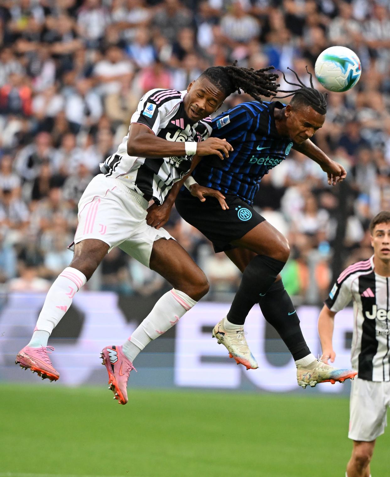 英雄-包含意甲清晨再迎强敌，印第安纳步行者主帅复盘，主帅态度：更衣室稳定，球队文化再被提及的词条